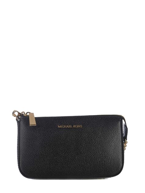 michael kors leather pochette.